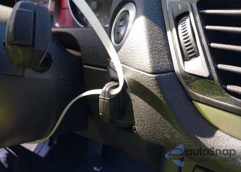 2015 BMW X1 Sdrive28I из США, поврежденный, VIN WBAVM1C59FV316755